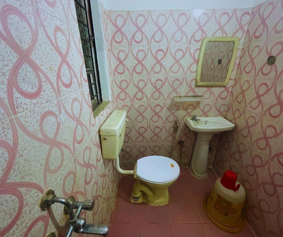 H K Residency Near Kalakshetra Hotel Guwahati Luaran gambar