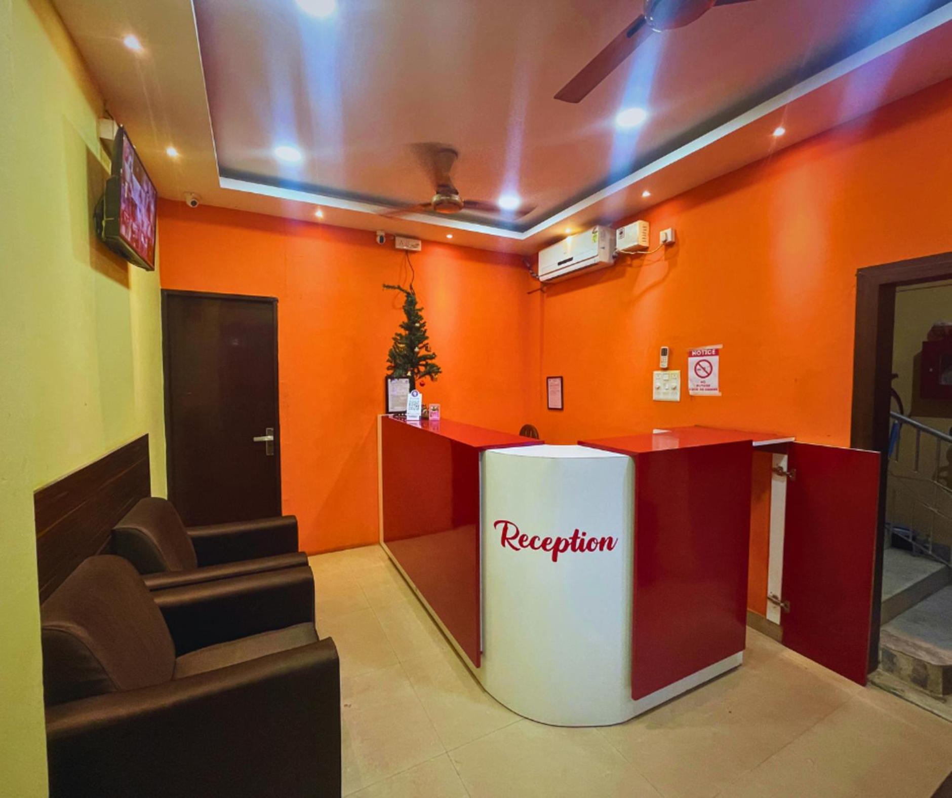 H K Residency Near Kalakshetra Hotel Guwahati Luaran gambar